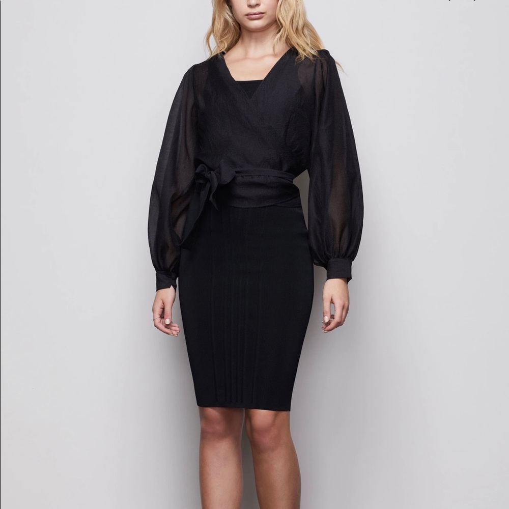 Good American Contour MIDI Skirt